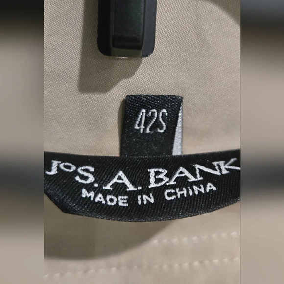 Jos A Bank mens trench coat - Picture 10 of 13